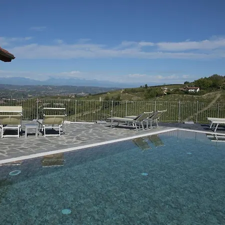 Casa Castella - Langhe (adults Only) Lantgård *