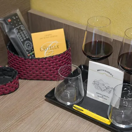 Casa Castella - Langhe (adults Only) 디아노 달바