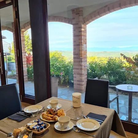Farm stay Casa Castella - Adults Only - Langhe *
