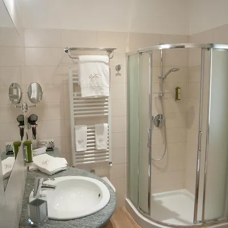 Farm stay Casa Castella - Adults Only - Langhe Diano d'Alba